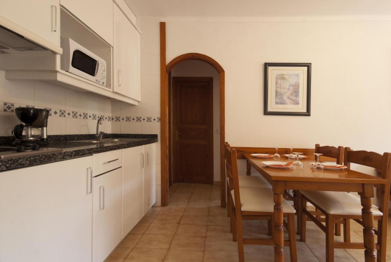 Pinos Altos 11 Apartman Cala de Sant Vicenc Kültér fotó